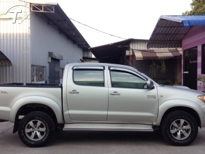 ขายวีโก้ 4 ประตู PRERUNNER  ราคา 380000 บาท โทร. 0892406621