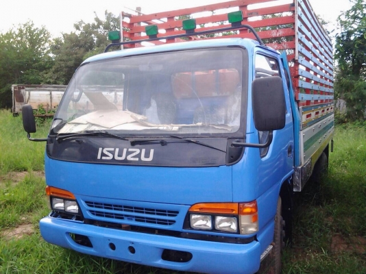 ขาย6ล้อISUZU NPR120 กระบะเนียม เพลาหลังF
