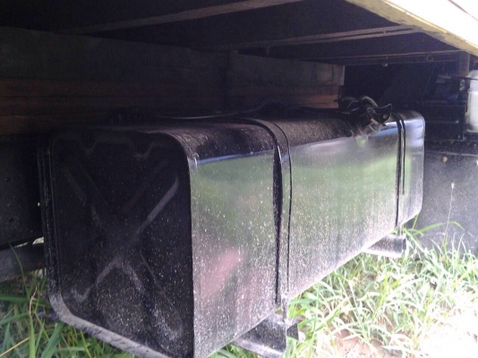 ขาย6ล้อISUZU NPR120 กระบะเนียม เพลาหลังF