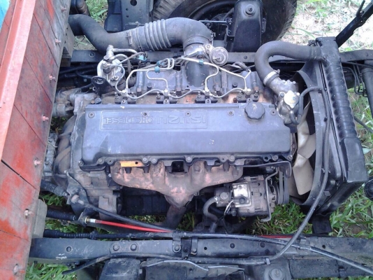 ขาย6ล้อISUZU NPR120 กระบะเนียม เพลาหลังF