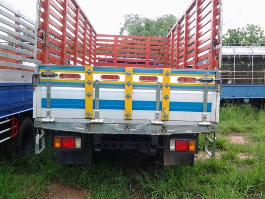 ขาย6ล้อISUZU NPR120 กระบะเนียม เพลาหลังF