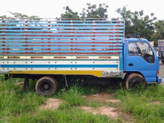 ขาย6ล้อISUZU NPR120 กระบะเนียม เพลาหลังF