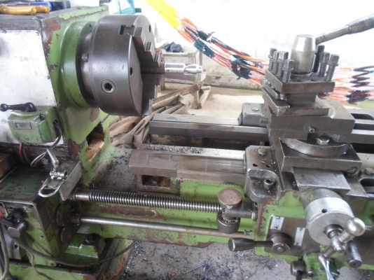 แท่นกลึง 5 ฟุต 2 เพลา เกียร์บล็อก สภาพสวยเดิมๆ พร้อมใช้งานถูกสุด ๆ แค่ 58,000