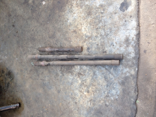 ขายเพลาหน้า อีซูสุ jcm. ทหาร