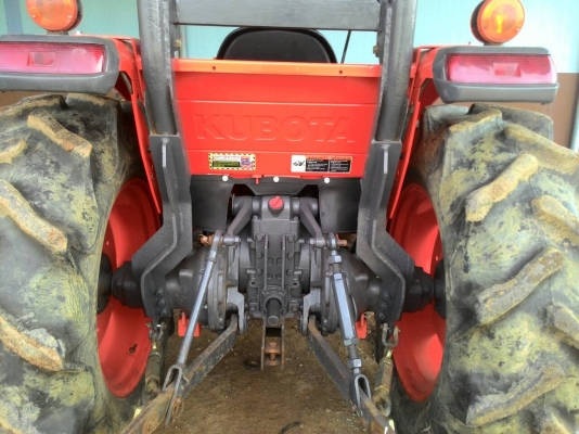 ขายรถไถ KUBOTA   L4708 พร้อมดันหน้า