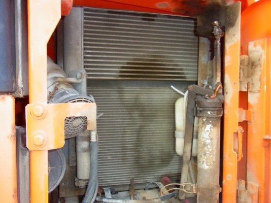 ขายด่วน Hitachi ZX135 US  นำเข้าจากญี่ปุ่นโดยตรงยังไม่ผ่านการใช้งานในไทย สภาพสวยมาก จริงๆๆจ้า