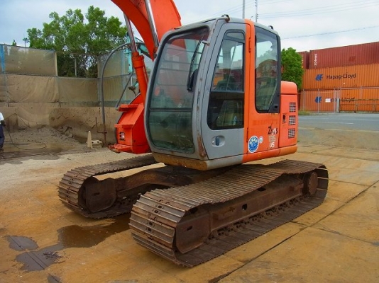 ขายด่วน Hitachi ZX135 US  นำเข้าจากญี่ปุ่นโดยตรงยังไม่ผ่านการใช้งานในไทย สภาพสวยมาก จริงๆๆจ้า