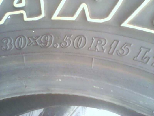 ยาง30นิ้วขอบ 15 ปี 13 ชุด 4 เส้น 9900 บาท