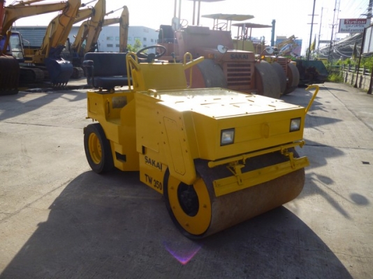 ขายด่วนรถบด SAKAI TW350 มือ 2 นำเข้าจากญี่ปุ่น