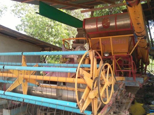 ขายรถเกี่ยวข้าวเกษตรพัฒนา พร้อมใช้  470,000ถูกกว่านี้ไม่มีอีกแล้วจบได้จบเลย