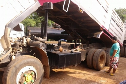 10ล้อดั้ม MITSU TURBOTF 2502ปี52มีรบบลากพ่วงเจ้าของขับเอง