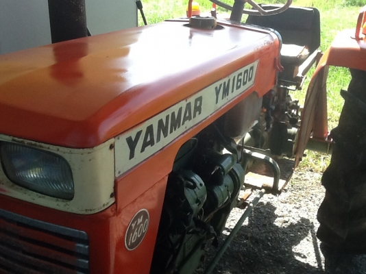 รถไถพรวนดินyanmar ym1600 เราขายไม่แพงครับดูประกาศทั้งหมดซิครับ