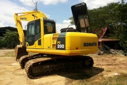 KOMATSU PC200-8 ใช้งาน5800ช.ม สวยมากเอกสารแจ้งจำหน่าย