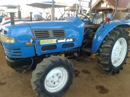 ขายด่วน!! รถไถแชมป์ 4242 สภาพดี ราคาน่าใช้งาน พร้อมอุปกรณ์