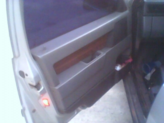 ขายวอลโว่ 850 ปี 94 สีบรอนซ์ เกียรธรรมดา 99000 บาท