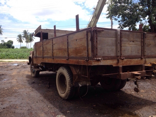 ขายรถบรรทุกหกล้อ ฟาโก้ เครื่อง DA120 แชสซีดีไม่ผุ ทะเบียนพร้อมโอน รถใช้งานทุกวัน