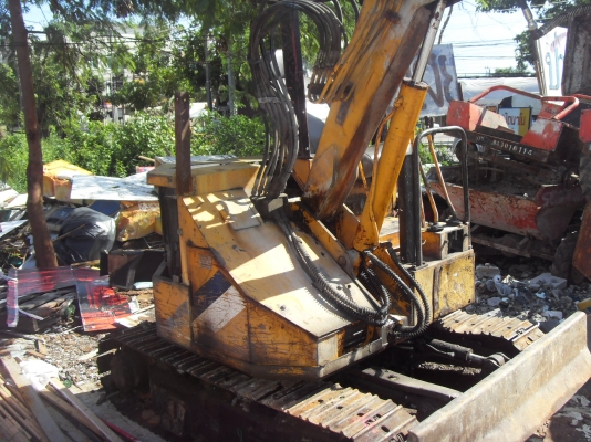 ขายรถแบ๊คโฮ PC-30