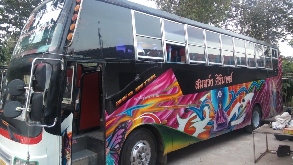 รถบัสสวยๆ สภาพดี ราคาถูกๆ