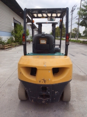 ฟอร์คลิฟต์ 2.5 ตัน Komatsu FD25T-16 S/N: 731411 Diesel เก่าญี่ปุ่น สนใจโทร. 080-6565422 (หนิง)