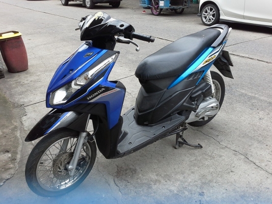 click I ปี 53 รถสวย เครื่องเดิมๆ ชุดสีสดๆ มีเล่ม เอกสารครบ