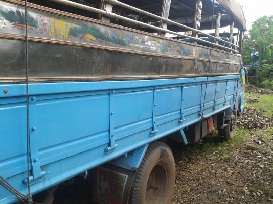 ขายรถ 6 ล้อ nkr110 รถรับส่งนักเรียน ห้างแท้