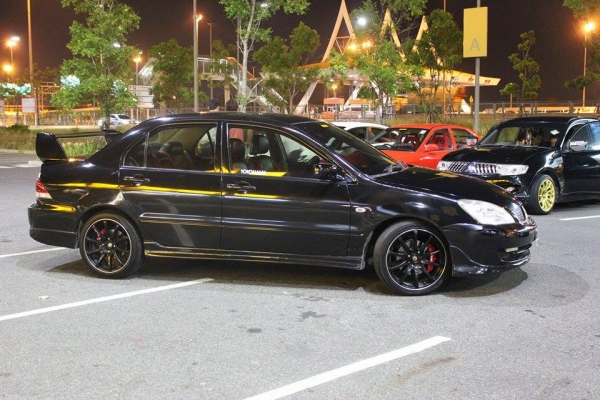 ขายแม็ก 17" 4/100-114 พร้อมยาง