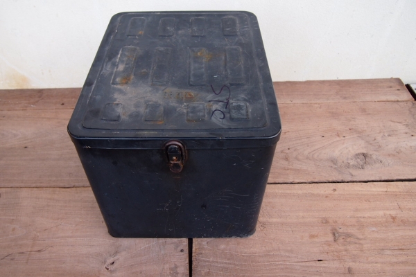 ขายกล่องเหล็กสำหรับใส่ของ ตกแต่งรถ JEEP ขายกล่องเหล็กสำหรับใส่ของ ตกแต่งรถ JEEP