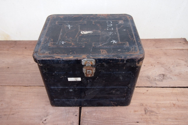 ขายกล่องเหล็กสำหรับใส่ของ ตกแต่งรถ JEEP ขายกล่องเหล็กสำหรับใส่ของ ตกแต่งรถ JEEP