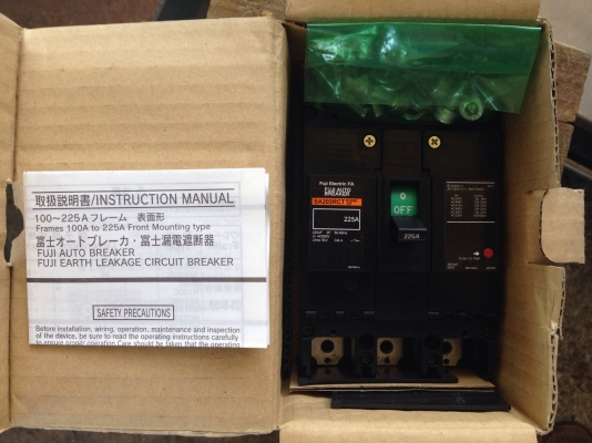 ขายเบรคเกอร์ Fuji 225 Amp. ของใหม่ไม่เคยใช้งาน อยู่ในกล่องพร้อมคู่มือ มีหลายตัวครับ