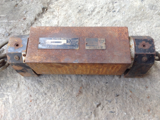 ขายแท่นแม่เหล็ก Kanetec made in Japan ขนาด 10x4 นิ้ว ใช้ไฟ 90 VDC ปรับองศาได้ครับ ขายแท่นแม่เหล็ก Kanetec made in Japan ขนาด 10x4 นิ้ว ใช้ไฟ 90 VDC ปรับองศาได้ครับ