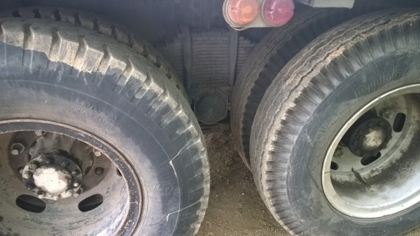 ้10ล้อ2เพลาติดเครนพับ ท้ายลาด... HINO คัสซีKT920 เครื่อง 185แรง HO7C รถใช้งานอยู่ พร้อมใช้..(ไม่มีเล่ม) ้10ล้อ2เพลาติดเครนพับ ท้ายลาด... HINO คัสซีKT920 เครื่อง 185แรง HO7C รถใช้งานอยู่ พร้อมใช้..(ไม่มีเล่ม)