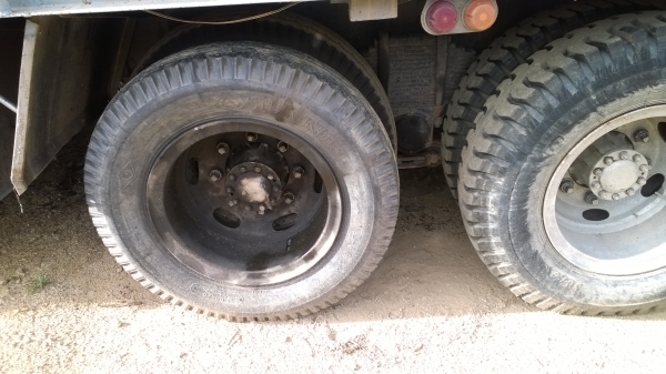 ้10ล้อ2เพลาติดเครนพับ ท้ายลาด... HINO คัสซีKT920 เครื่อง 185แรง HO7C รถใช้งานอยู่ พร้อมใช้..(ไม่มีเล่ม) ้10ล้อ2เพลาติดเครนพับ ท้ายลาด... HINO คัสซีKT920 เครื่อง 185แรง HO7C รถใช้งานอยู่ พร้อมใช้..(ไม่มีเล่ม)