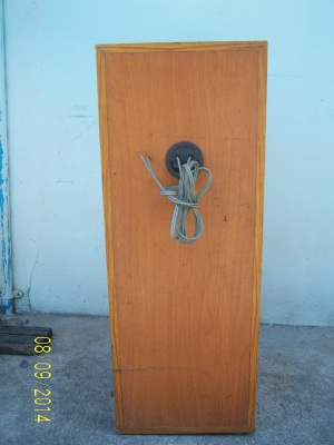 ลำโพงเครื่องเสียงในบ้าน 1 ข้าง มีดอกเดียว สภาพดี ใช้ได้ปกติ