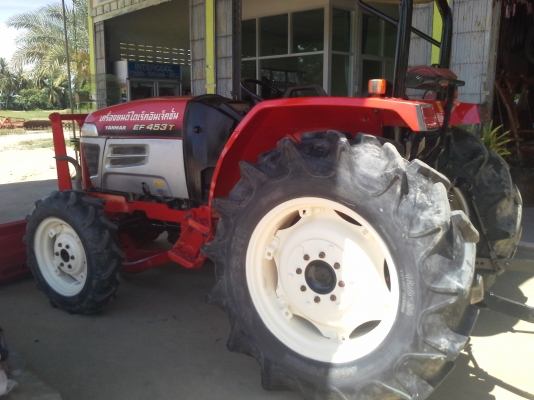 ขายแทรกเตอร์ YANMAR 453 พร้อมเล่มเล่มทะเบียน มีใบดันหน้า โรตารี่ ผาน 6 เครื่องนิ่มๆคับ