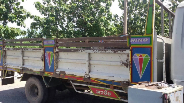 รถหกล้อ hino ช่วงยาว เครื่อง ho7c 180 แรง พวงมาลัยเพาเวอร์ มีแอร์ เครื่องดีคันชีสวย ภาษีเต็ม