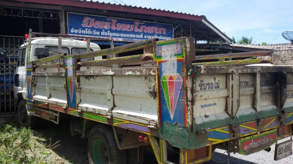 รถหกล้อ hino ช่วงยาว เครื่อง ho7c 180 แรง พวงมาลัยเพาเวอร์ มีแอร์ เครื่องดีคันชีสวย ภาษีเต็ม