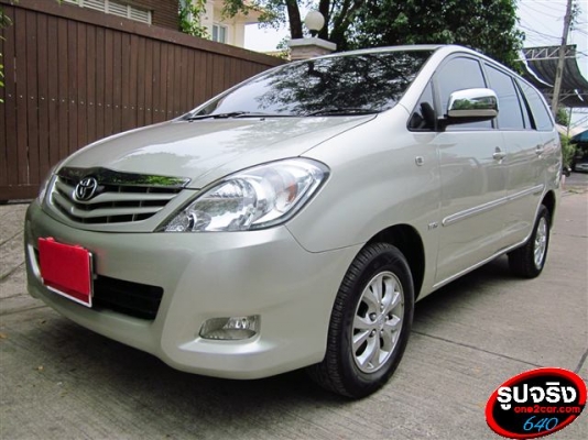 TOYOTA INNOVA 2.0 G