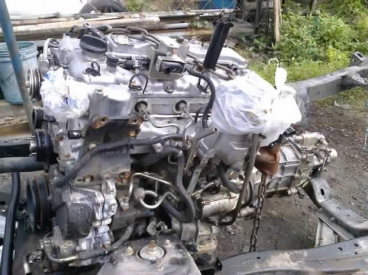 ขายเครื่องพร้อมเกียร์ all new 2013 2500cc