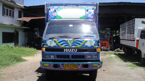 ISUZU NPR เครื่อง6BD1(165แรง) แอร์ ฟิล์ม เพาเวอร์ กะบะเหล็กยาว6.30ม.