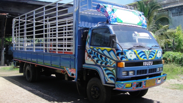 ISUZU NPR เครื่อง6BD1(165แรง) แอร์ ฟิล์ม เพาเวอร์ กะบะเหล็กยาว6.30ม.