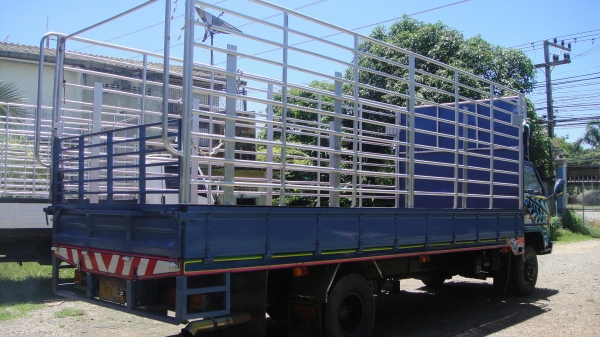 ISUZU NPR เครื่อง6BD1(165แรง) แอร์ ฟิล์ม เพาเวอร์ กะบะเหล็กยาว6.30ม.