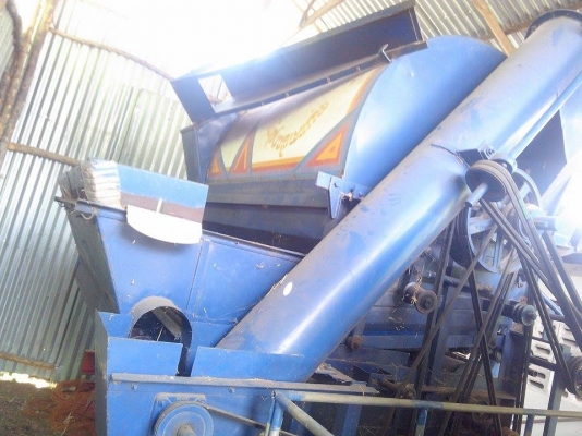 ขายรถนวดข้าวเกษตรพัฒนา6ฟุตจ้าวช้างไวไฟ รถหกล้อ ขายรถนวดข้าวเกษตรพัฒนา6ฟุตจ้าวช้างไวไฟ รถหกล้อ