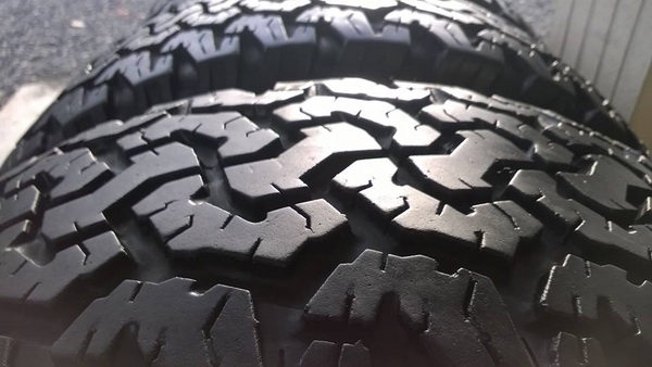 ยาง bf all 265-70-17 ปี 11