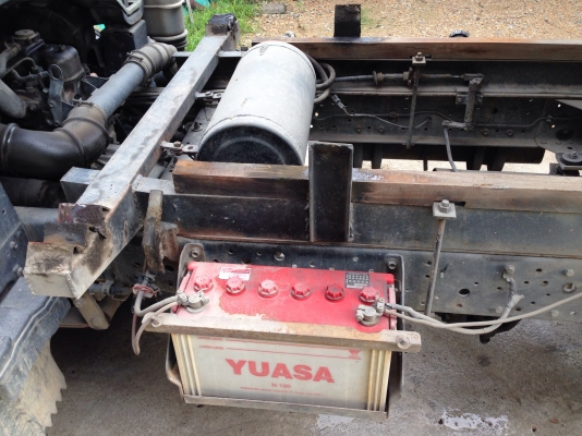 ISUZU NKR ปี38 เกรีย์สั้น ยกหัวได้