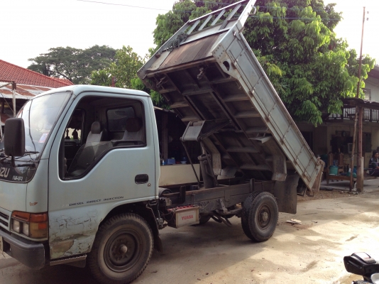 ISUZU NKR ปี38 เกรีย์สั้น ยกหัวได้