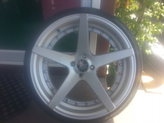 ขาย แม็ก18 NAYA สภาพสวยพร้อมยางปี2013 ใหม่ๆดอกเต็มๆคับ