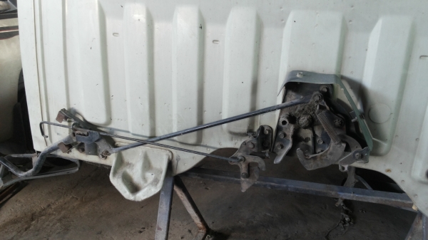 ตัวล๊อคหัวเก๋งสิงไฮเทคสภาพเดิมตัวล๊อคตัวดึงพร้อม