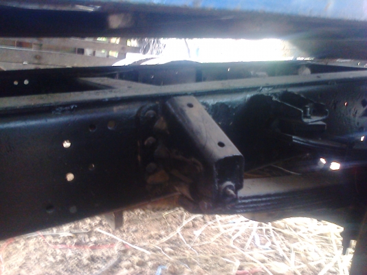 หกล้อ มิตรซู แคนเต้อร์  พร้อมตู้สีข้าว รถสภาพพร้อมลุย มีเล่มทะเบียนพร้อม ราคา 185,000บ  เด้อ ครับ