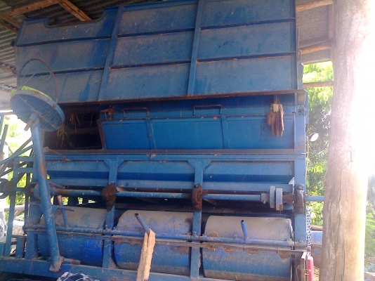 หกล้อ มิตรซู แคนเต้อร์  พร้อมตู้สีข้าว รถสภาพพร้อมลุย มีเล่มทะเบียนพร้อม ราคา 185,000บ  เด้อ ครับ