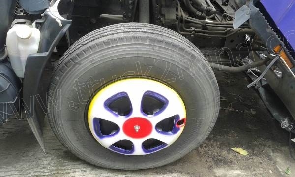 รถบรรทุก 6 ล้อตู้ 5 บาน ISUZU รุ่น NPR(EURO3)